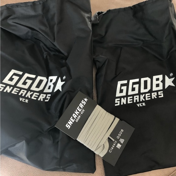 Golden Goose size 9 - Picture 8 of 8